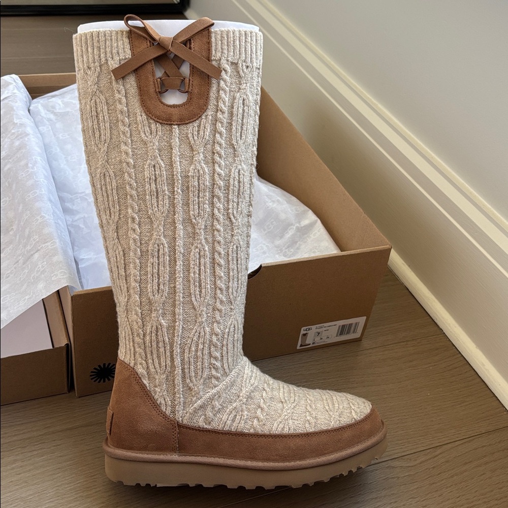 UGG Classic Tall Cabelle Knit